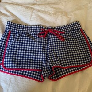 Vineyard Vines gingham shorts size medium EUC